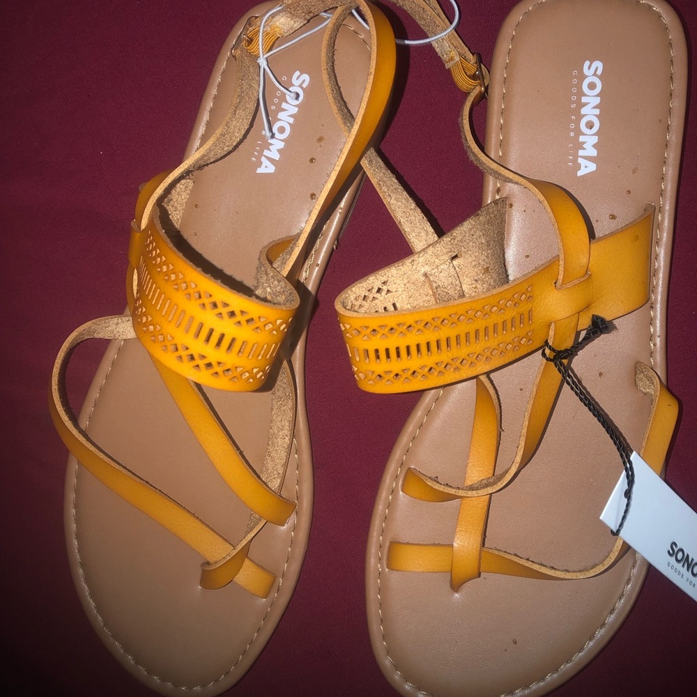 Kohl’s Carmel/Brown Sandals